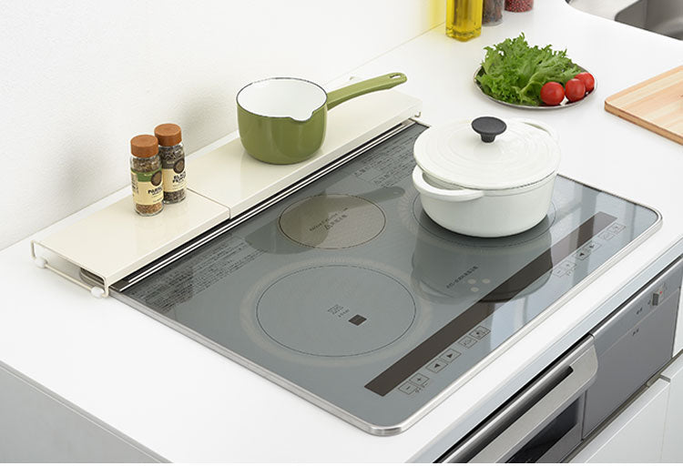 日本製 燕三条 伸縮式コンロカバー 幅42~77.5cm コンロ奥カバー ラック グリル 排気口カバー 油汚れ 油はね 防止 IH対応 スマート フラット 低い ロータイプ 調味料ラック スパイスラック A-77774