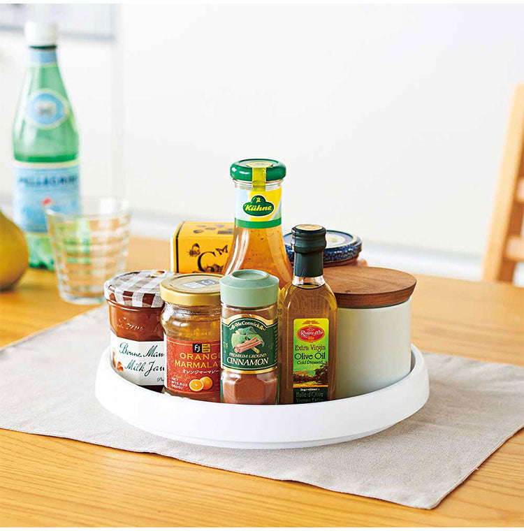 【2個セット】 360度回転 冷蔵庫の回転台 奥から取り出しやすい 収納 回転トレー 省スペース 冷蔵庫内 整理整頓 滑り止め付き 取り出しやすい 調味料ラック 棚 卓上 シンク下収納 トレー 回転台