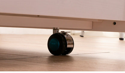 3段ベッド 三段ベッド 親子ベッド 耐荷重900kg 子供用 大人用 子供部屋 コンセント付き ライト付き キャスター 木製ベッド フック付き すのこ ベッド 天然木 パイン材 北欧 おしゃれ ゲストハウス(代引不可)