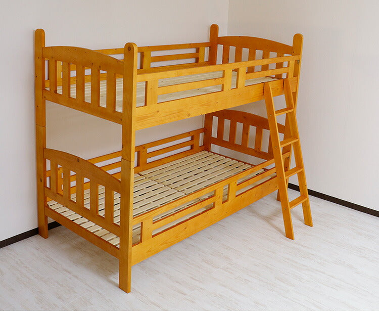 2段ベッド 二段ベッド 子供用 大人用 子供部屋 コンセント付き ライト付き 木製ベッド すのこ ベッド 天然木 パイン材 コンパクト 北欧 おしゃれ ゲストハウス(代引不可)