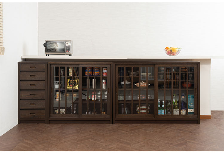 Tatis 幅120.5cm 奥行30cm 高さ86.5cm 天然木桐材の格子ガラス引戸キャビネット カウンター下収納 キッチン収納 ブラウン 日本製 国産 完成品 木製 桐 収納家具 チェスト タンス リビング収納(代引不可)