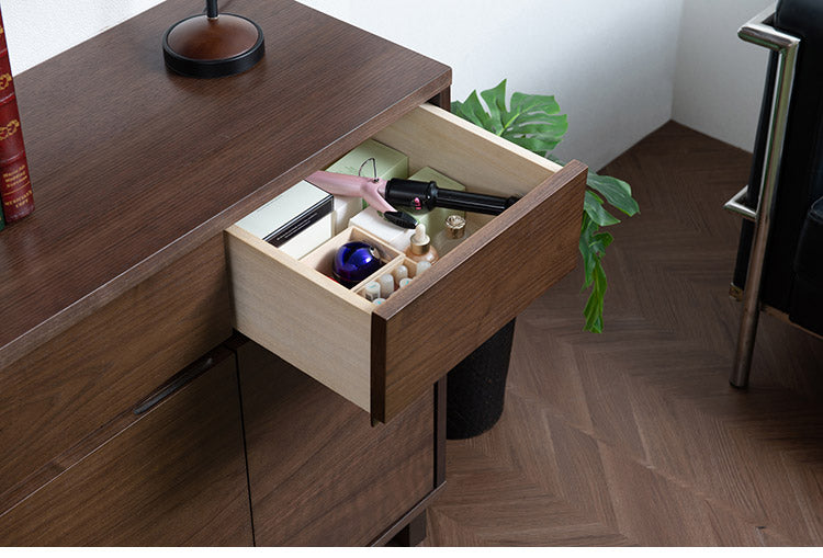 ANGRY 幅115.5 奥行40.5 高さ75.5 リビングボード キャビネット ダークブラウン 完成品 ウォールナット材 ウォールナット モダン リビング 和 間仕切り 背面化粧仕上げ 仕切り カトラリー(代引不可)