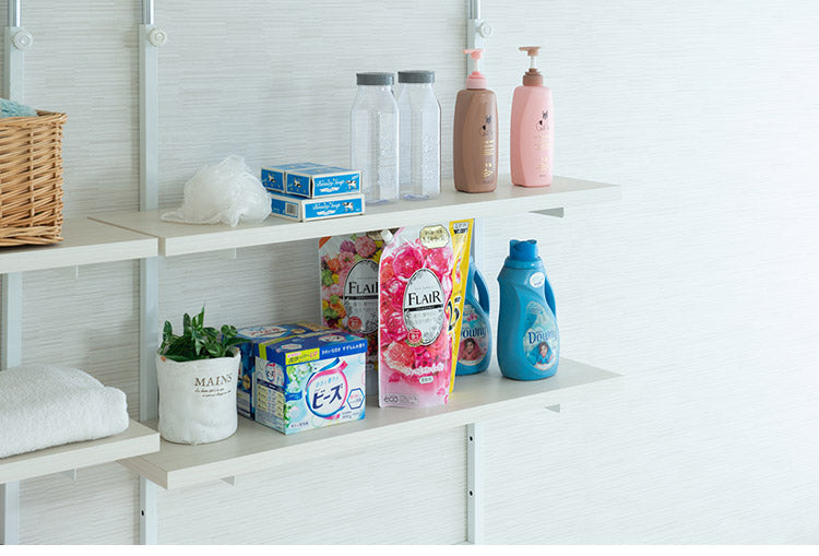 突っ張り壁面収納 無段階調整2枚棚オープンラック 幅89.5cm ホワイトウォッシュ 棚 つっぱり 薄型 収納 ディスプレイラック 店舗 新生活 カフェ サロン 一人暮らし diy 北欧 ランドリー(代引不可)