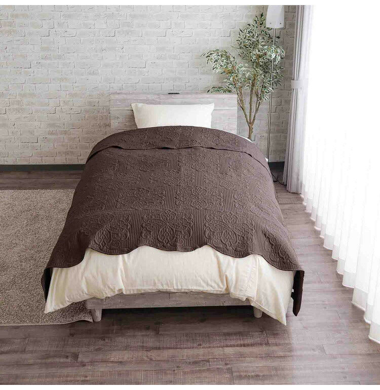 マルチカバー 200×250cm 長方形 洗濯可能 ソファカバー ベッドカバー こたつカバー 超音波キルト イニコ iniko 寝具 ベッド オシャレ おしゃれ かわいい 北欧 シンプル 睡眠 快眠 シーツ