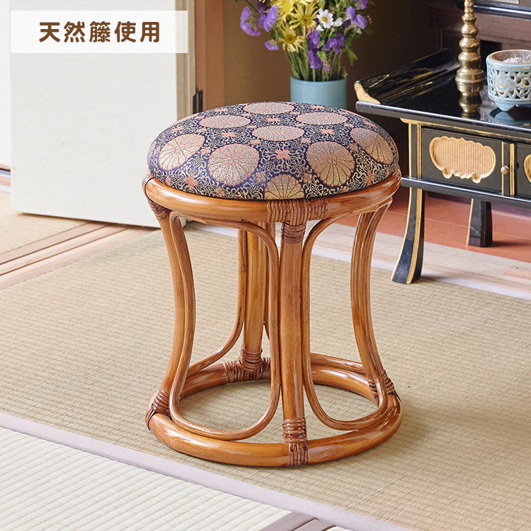 仏前用 ラタン 丸型 クッションスツール 天然籐 金襴座椅子 イス 椅子 チェア ラタンチェア 籐 仏壇 和室 法事 仏前 1脚 コンパクト スツール(代引不可)