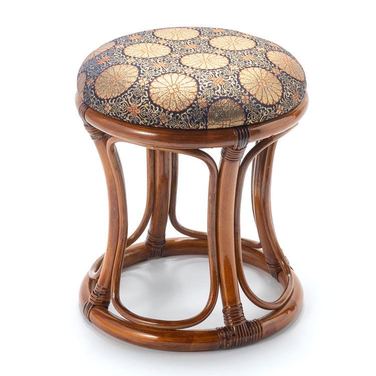 仏前用 ラタン 丸型 クッションスツール 天然籐 金襴座椅子 イス 椅子 チェア ラタンチェア 籐 仏壇 和室 法事 仏前 1脚 コンパクト スツール(代引不可)