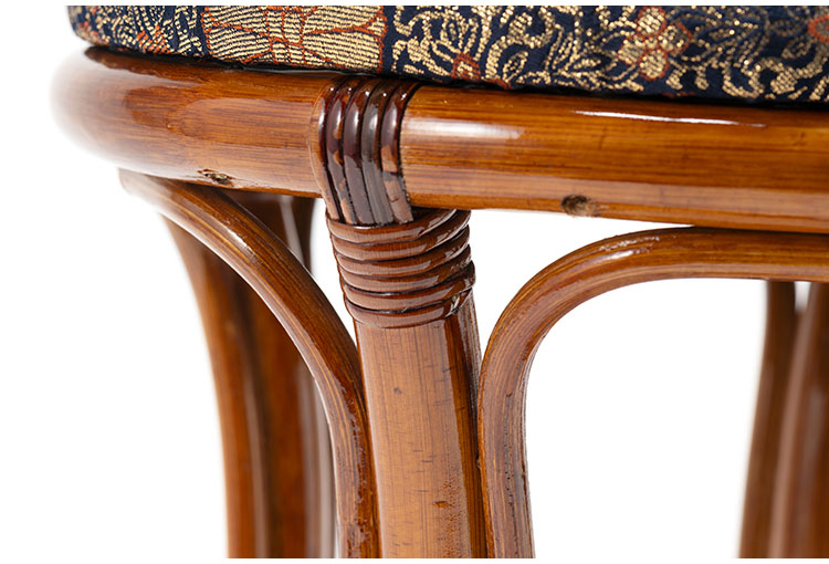 仏前用 ラタン 丸型 クッションスツール 天然籐 金襴座椅子 イス 椅子 チェア ラタンチェア 籐 仏壇 和室 法事 仏前 1脚 コンパクト スツール(代引不可)