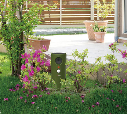 ムサシ ソーラー猫しっし 超音波猫よけ 電池交換不要 置くだけ簡単 ネコしっし ソーラー発電式 センサー式 猫よけ ネコよけ 猫対策 ネコ対策 庭 ガーデン おしゃれ REP-610 musashi