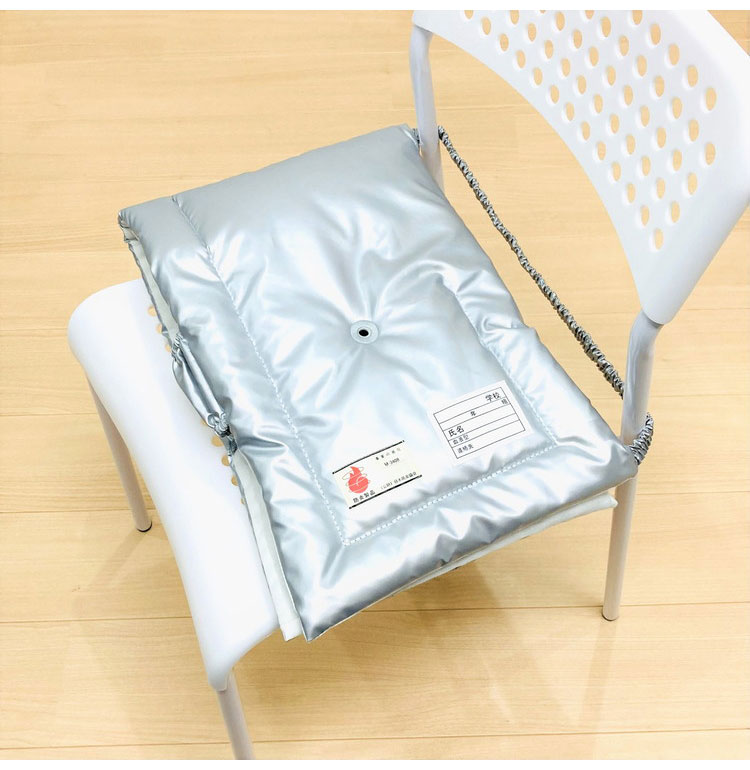 防災ずきん 防災頭巾 耳穴付き アルミ 小学校 低学年 高学年 小学生 大人用 防災 防災用品 防災グッズ 避難 災害 防災クッション 男の子 女の子 キッズ 日本防炎協会認定品 正規品 ツバ付き 名札付き(代引不可)