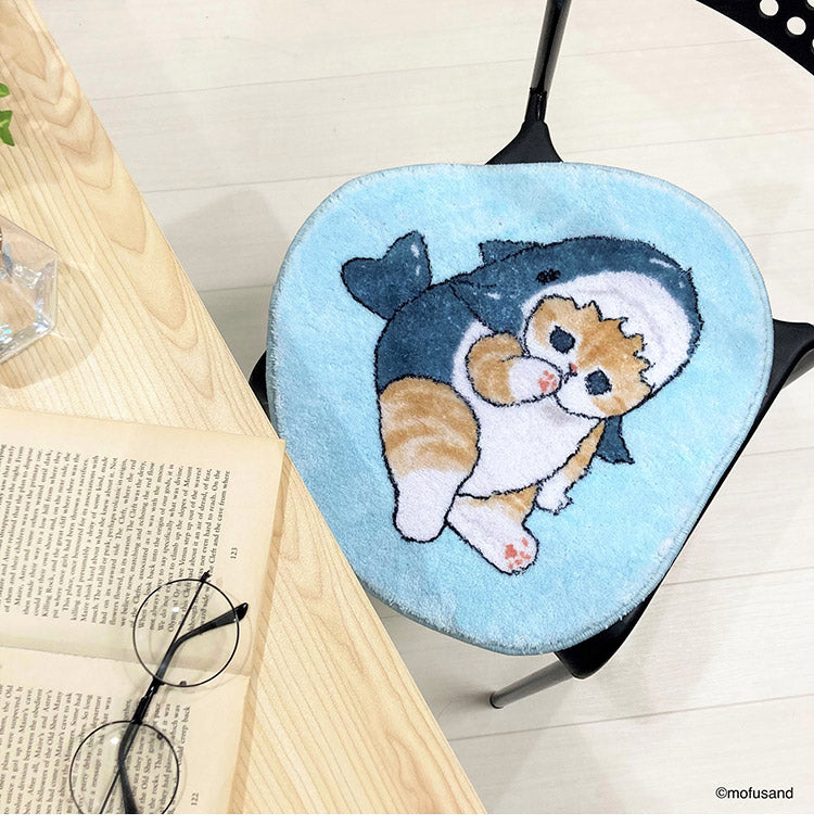 mofusand インテリアマット サメにゃん ダイカットマット 小さめサイズ 玄関マット キッチンマット チェアマット チェアパッド キャラクター かわいい 可愛い もふさんど モフサンド(代引不可)