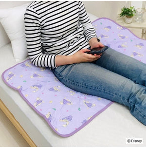 ちょこっと敷パッド ラプンツェル 敷きパッド 100×65cm 滑り止め加工 接触冷感シリーズ ディズニー かわいい おしゃれ プレゼント ギフト ごろ寝 お昼寝 マット(代引不可)