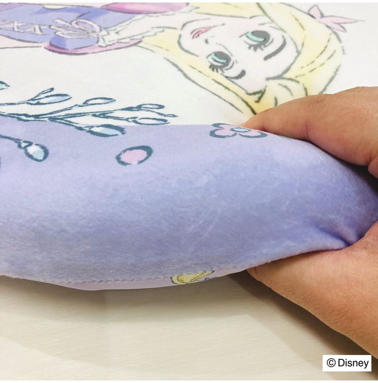 冷感シートクッション ラプンツェル 円形 クッション マイクロ生地 ふんわり 通年使用可 接触冷感シリーズ ディズニー かわいい おしゃれ プレゼント ギフト 座布団(代引不可)