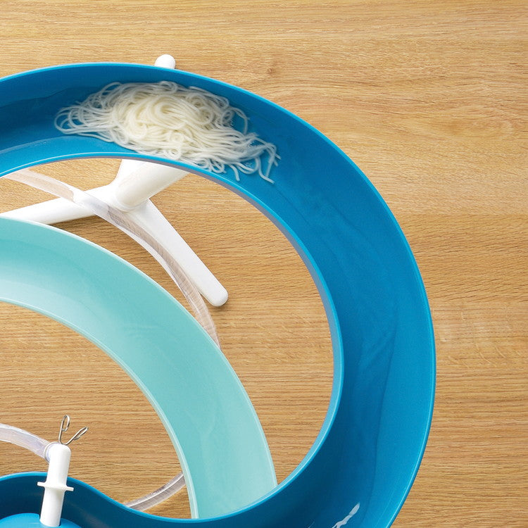 パール金属 電動 流しそうめん そうめん流し器 卓上 ミントブルー D-6678 ツイストスライダー 自動くみ上げ 流しそうめん器 素麺 電池式 家庭用