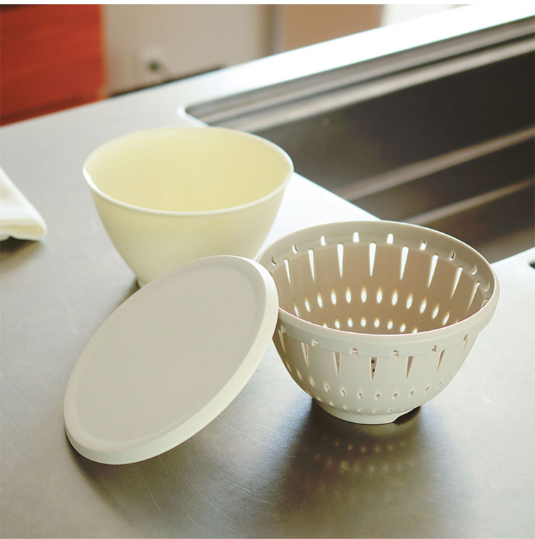 【Sサイズ2点セット】リス リベラリスタ ボール・コランダーセット S 直径18cm ホワイト(代引不可)