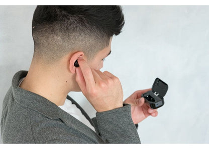 ワイヤレスイヤホン Bluetooth 完全独立型 トゥルーワイヤレスイヤホン apt-Xコーデック対応 高音質AAC 最大40時間再生 ブラック 長時間 マイク 通話 イヤーピース4サイズ プレゼント TW-04E