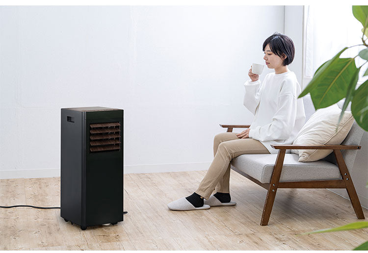 オートルーバー付 ポータブルエアコン airmove 移動式 クーラー 冷風 送風 除湿 室温設定 冷房 工事不要 キャスター タイマー 風量2段階 リモコン 自動開閉 家庭用 QUADS クワッズ