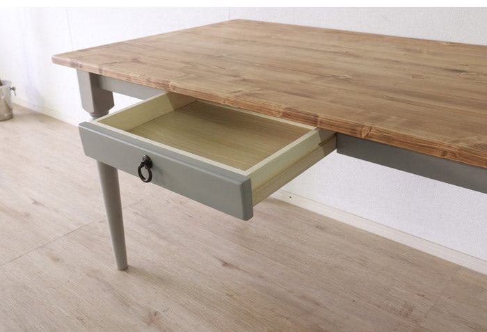 ダイニングテーブル 北欧調 幅135cm アンティーク調 組立品 机 グレー ホワイト欧米 パイン材 ダイニング おしゃれ フレンチカントリー 天然木 無垢 木製 ラベンダー(代引不可)