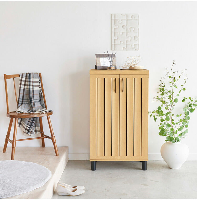 白井産業 下駄箱 シューズボックス 幅60cm 高さ103cm ホワイト 白木目 通気性 約18足収納 スリット扉 靴箱 玄関収納 シューズラック ガルバートン GBP-1060D