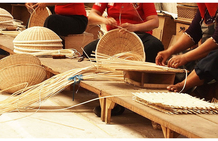 ラタン ペット キャリーバック ペットハウス 籐製 ラタンバスケットラタン製 犬 キャリーバック 小型犬 猫 うさぎ ペット ラタン ドッグハウス キャットハウス おしゃれ かわいい(代引不可)