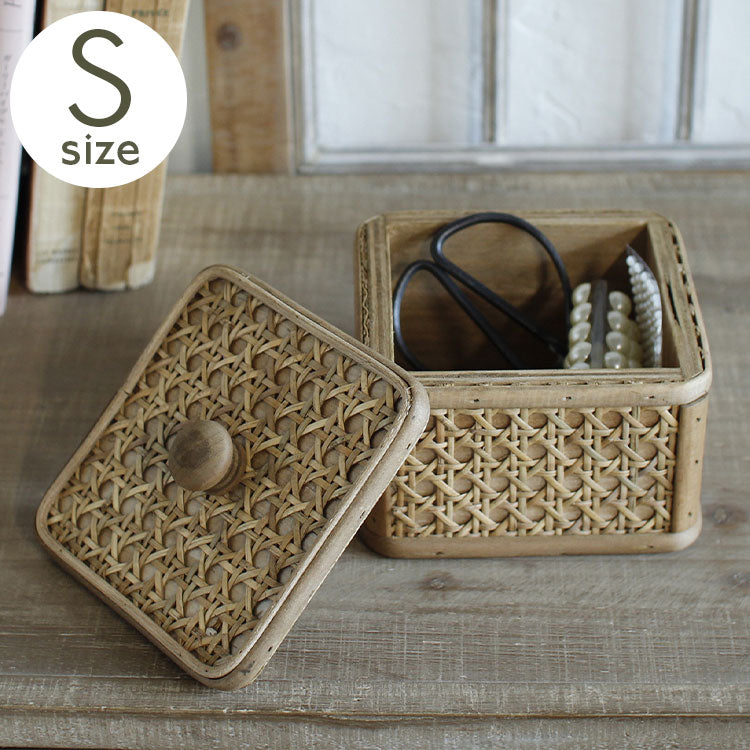 ラタン 蓋付き スクエアボックス Sサイズ 天然素材 フタ付き ボックス 箱 小物入れ 収納 籐 アジアン家具 韓国インテリア ナチュラル ラタンカントリー おしゃれ
