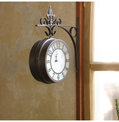 アイアン 壁掛け両面時計 直径30cm 壁掛け時計 両面時計 360度回転 アンティーク調 おしゃれ ブラウン ホワイト 白 オールドストリート クロック ショップ 美容院 サロン インテリア