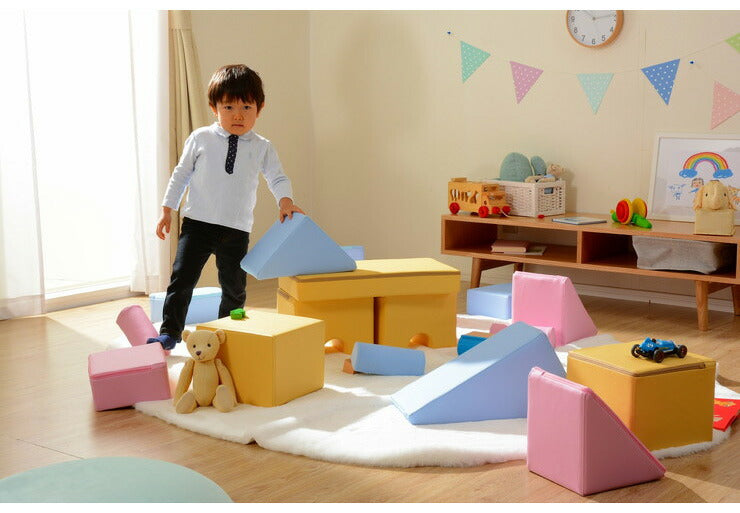 積み木 クッション 8個セット 日本製 ブロック 積み木クッション ベビー キッズ 保育園 託児所 プレイルーム おもちゃ セット(代引不可)