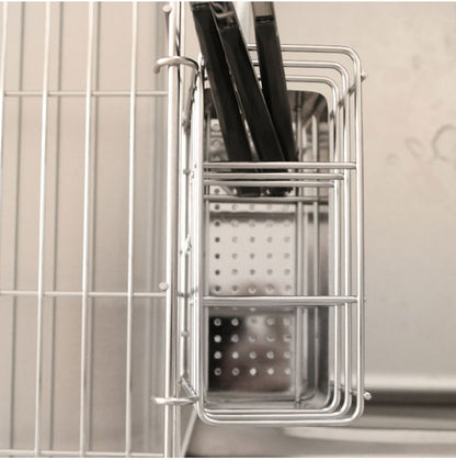 日本製 燕三条 シンクサイド 水が流れるスリム水切り 幅30cm 奥行55cm 箸立て グラスホルダー付き 水切りかご 水切りバスケット ステンレス製 国産 水切りかご(代引不可)
