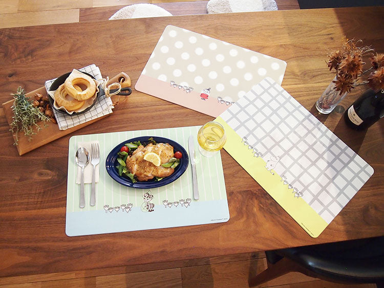 オカトー 拭けるランチョンマット 30x45 ムーミン テーブルマット 食事マット キッチン用品 滑りにくい 抗菌(代引不可)