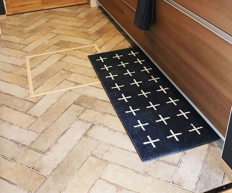 オカトー ナチュラルキッチンマット 45x120 ネイビー 北欧風 洗える 滑り止め加工 台所マット(代引不可)