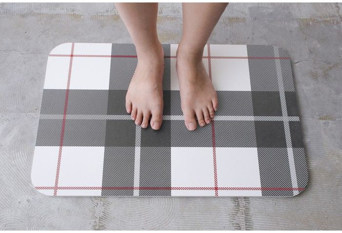 珪藻土 マット tartan NEO-101-TN バスマット けいそうど お風呂 バス 洗面所 吸水 速乾 大判 防カビ 清潔 防ダニ TV テレビ おしゃれ かわいい インテリア 柄 収納(代引不可)