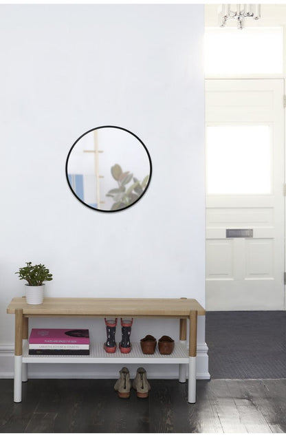 Umbra ハブ ミラー 61x61cm ブラック 21008243040(代引不可)