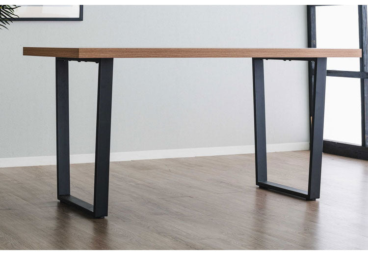 ダイニングテーブル 140×70cm リビングテーブル スクエア脚 台形脚 4人掛け 4人用 長方形 木目調 モダン おしゃれ リビング ダイニング 食卓 テーブル(代引不可)