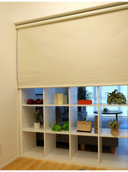 TOSO トーソー ロールスクリーン 採光 60×180cm シンプル 無地 おしゃれ 北欧 遮熱 取付簡単 小窓 目隠し 間仕切り ロールカーテン ロールブラインド カーテン ウォッシャブル(代引不可)