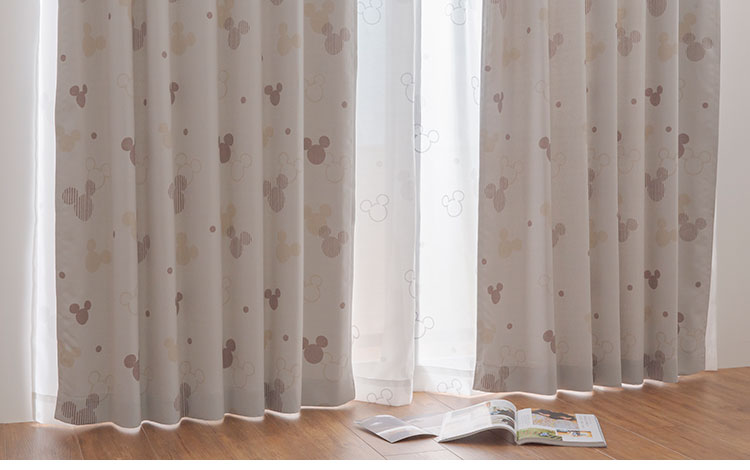 ディズニー カーテン 2枚組 幅100cm 丈135cm 遮光カーテン 洗える タッセル付き アジャスターフック付き おしゃれ 寝室 リビング 子供部屋 かわいい 【Disney】(代引不可)