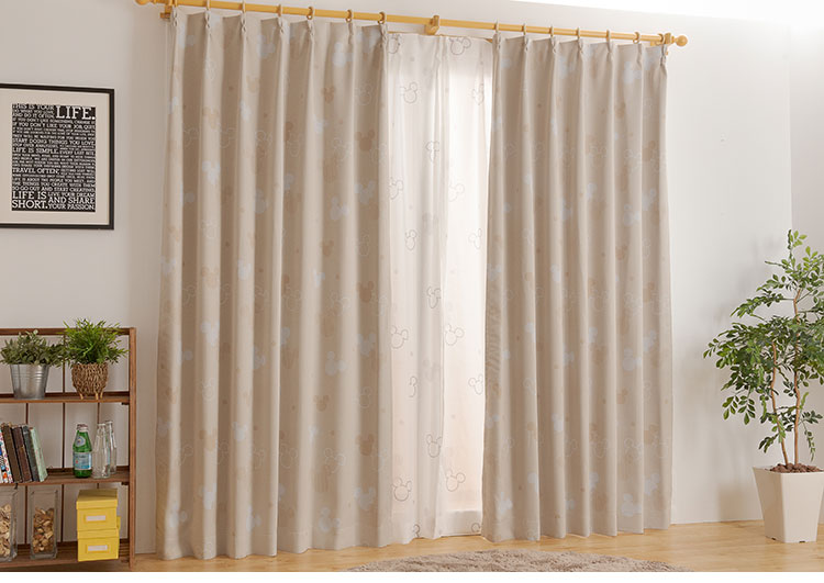 ディズニー カーテン 2枚組 幅100cm 丈135cm 遮光カーテン 洗える タッセル付き アジャスターフック付き おしゃれ 寝室 リビング 子供部屋 かわいい 【Disney】(代引不可)