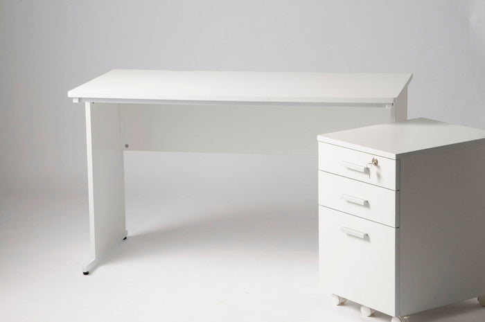 デスク パソコンデスク 幅140cm オフィスデスク 白 ホワイト 平デスク つくえ SOHO 木製 シンプル 机 会社 ワークデスク(代引不可)