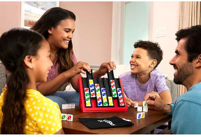 マテルゲーム ウノ UNO クアトロ マテル ならべてフォー ボードゲーム 2~4人用 ゲーム 遊び おもちゃ 誕生日 プレゼント 子ども 子供 キッズ 知育ゲーム クリスマス(代引不可)