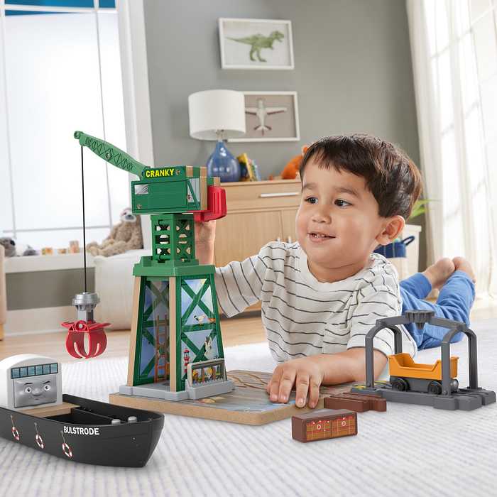 きかんしゃトーマス 木製レールシリーズ Thomas クランキーとバルストロードのはたらくブレンダムの港 3才 車 電車 クレーン 木製玩具 機関車トーマス きかんしゃトーマス(代引不可)