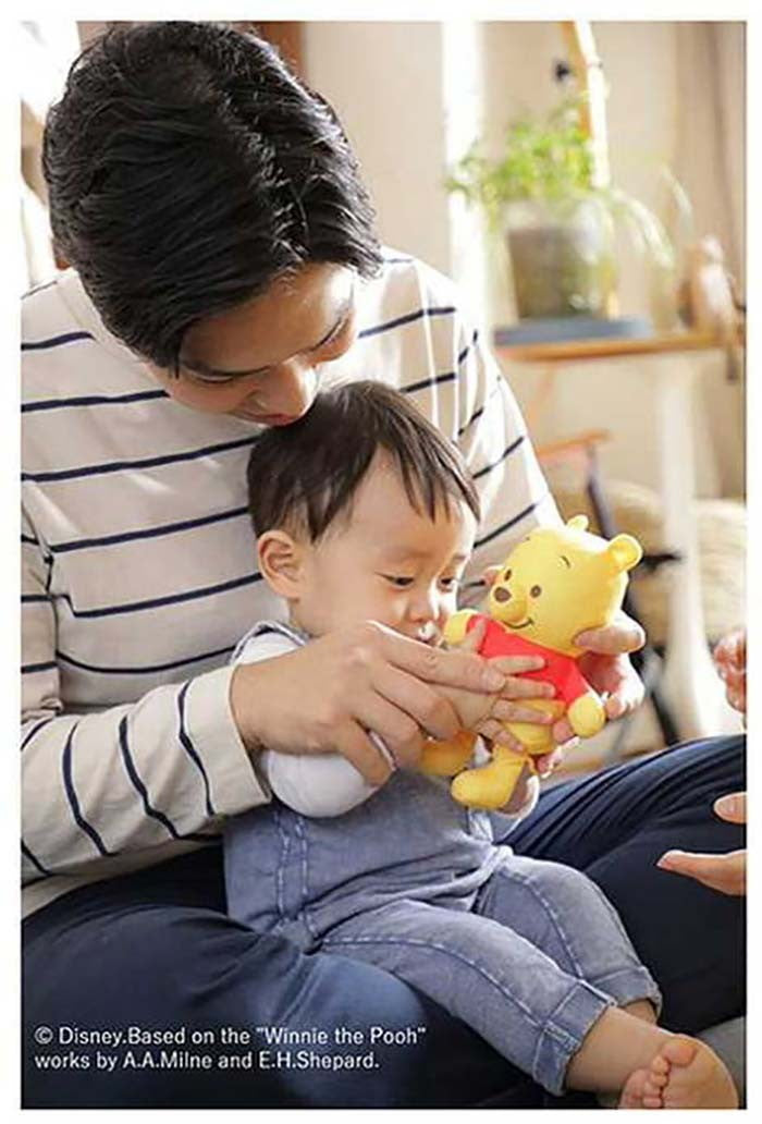 タカラトミー 赤ちゃんけろっとスイッチぬいぐるみ くまのプーさん(代引不可)