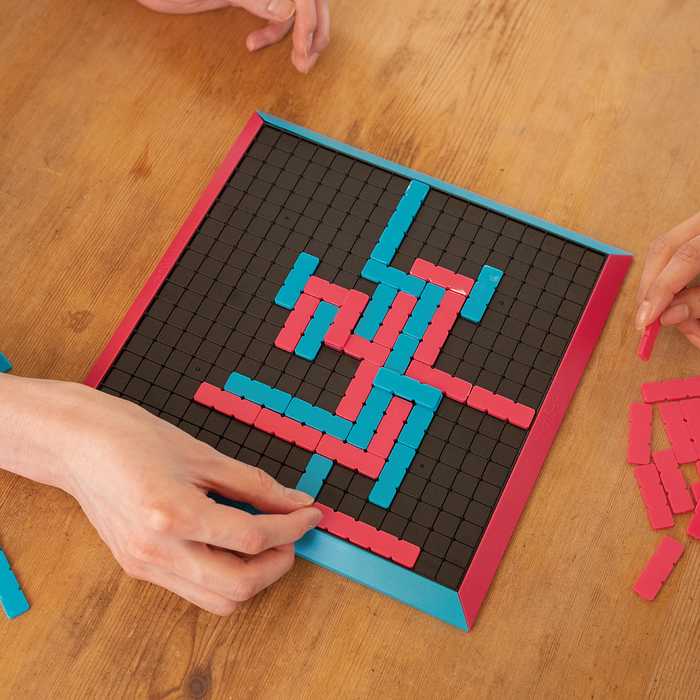 ワルターと 戦略ボードゲーム ファミリーゲーム 子ども 大人 ホビー おもちゃ 玩具 ゲームボード 男の子 女の子 おうち時間 プレゼント ギフト 遊び ゲーム パーティーゲーム(代引不可)