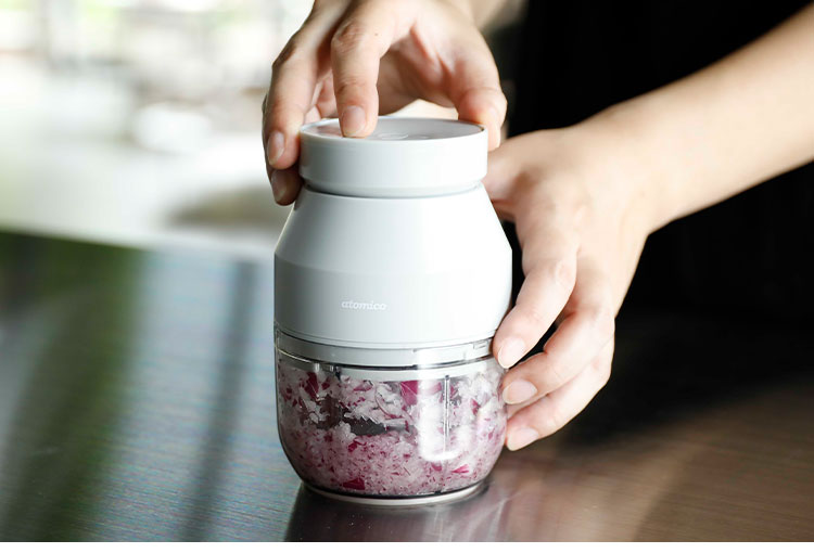 電動フードチョッパー atomico コードレスチョッパー みじん切り器 アトミコ チョッパー みじん切り 充電式 フードプロセッサー コードレス フードチョッパー 電動みじん切り器 コンパクト(代引不可)