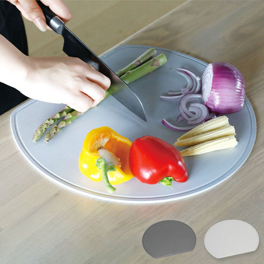 食洗機対応 丸いまな板 耐熱エラストマー 穴無し CBジャパン atomico 抗菌加工 まな板 カッティングボード 食洗機対応 熱湯消毒 両面使用 半円形 グレー(代引不可)