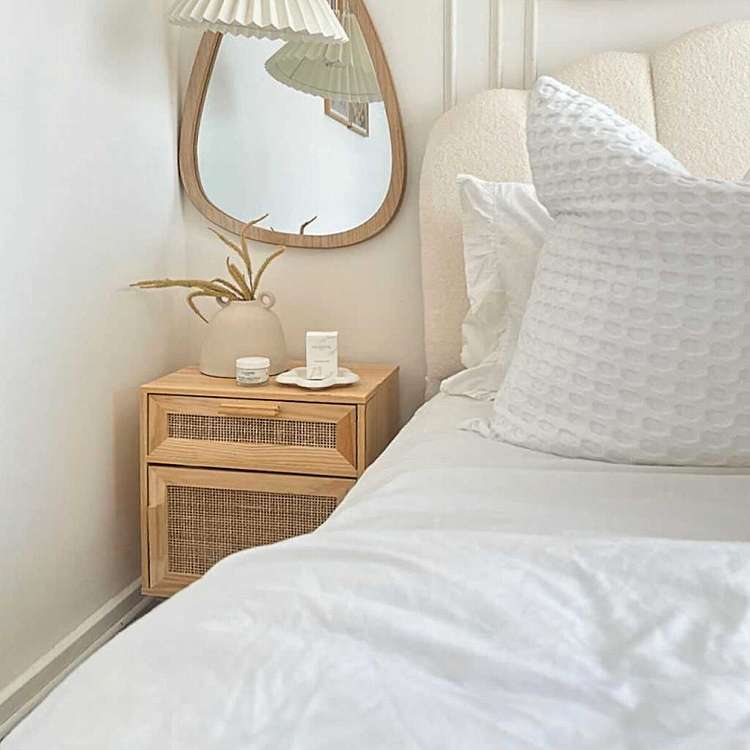 vidaXL ベッドサイドキャビネット 2点 ブラウン パイン無垢材&天然ラタン家具 テーブル ベッドサイドテーブル(代引不可)