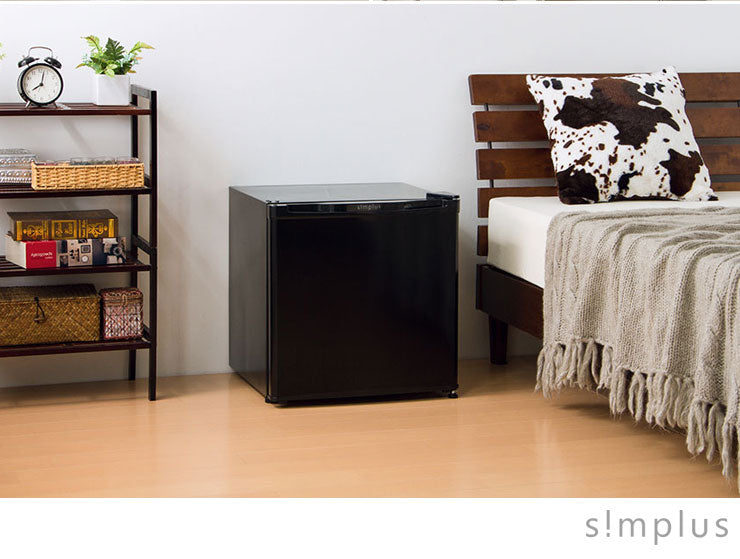 冷蔵庫simplusシンプラス46L1ドアコンパクト小型ミニ冷蔵庫ブラックSP-146L-BK一人暮らし【ポイント10倍】【送料無料】【smtb-f】